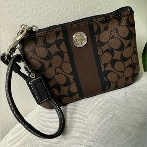 Coach Wristlet Black/Brown Vintage